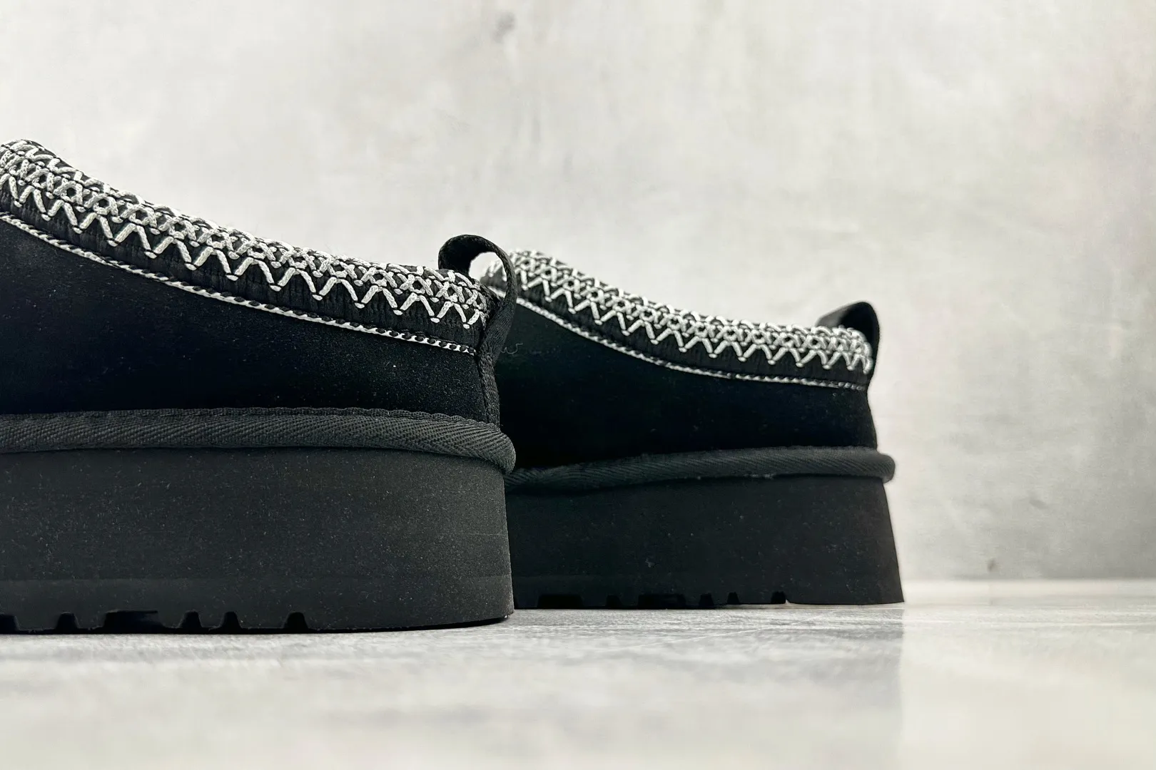 🐲💰 480 supports store UGG Tazz Black Item No.: 1122553-BLK Size: 35 36 36.5 37.5 38 38.5 39 40